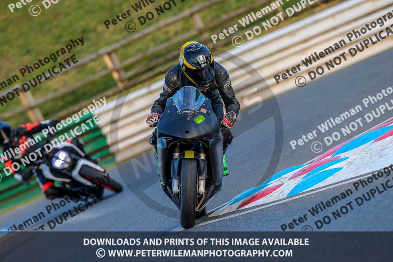 PJM Wedding Photography;enduro digital images;event digital images;eventdigitalimages;mallory park;mallory park photographs;mallory park trackday;mallory park trackday photographs;no limits trackdays;peter wileman photography;racing digital images;trackday digital images;trackday photos